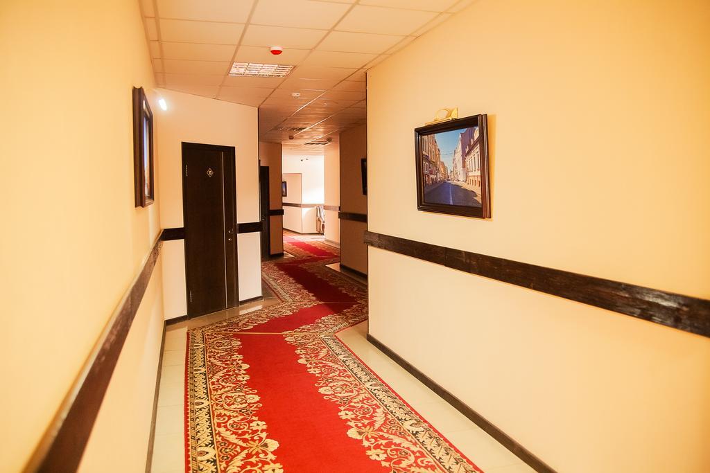 فندق Gubernia خاركيف المظهر الخارجي الصورة